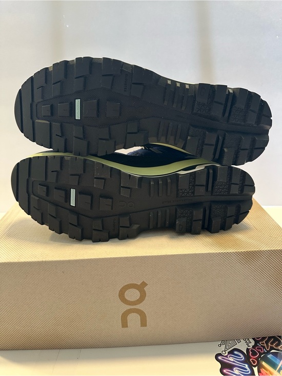 ON CLOUDALPINE WATERPROOF  SIZE 7.0 MEN NEW IN BOX  HIKING BOOT main image 3